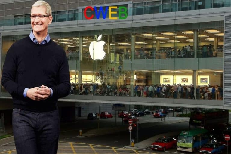 Why Investors Love Apple Stock For Any Retirement Portfolio