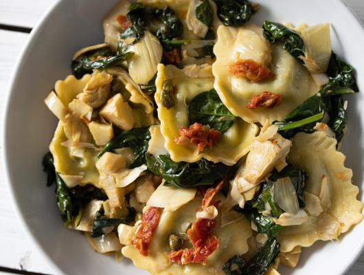 Amazing Delicious Ravioli, Artichokes Hearts, Capers, Sun-Dried Tomatoes, Spinach