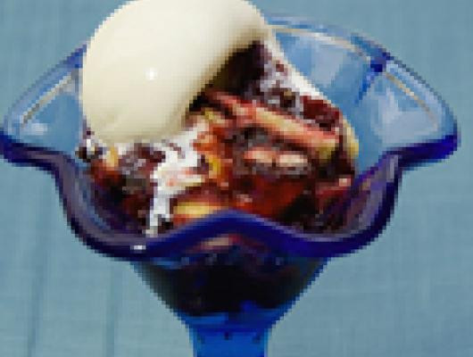 Fresh BLAcKBERRY COBBLER good and buttery
