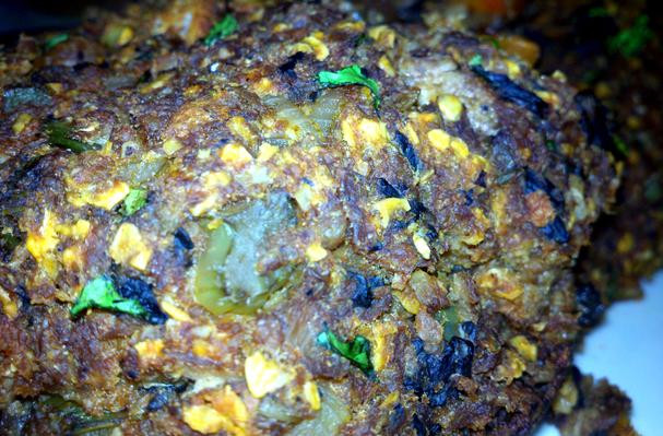 “Meat”Loaf  hearty and colorful vegetarian meatloaf