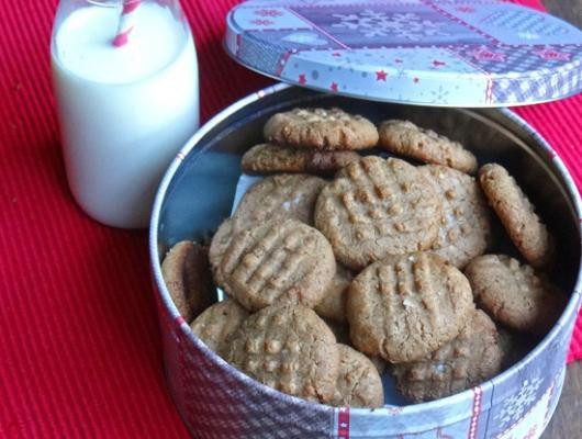 3-ingredient almond butter cookies