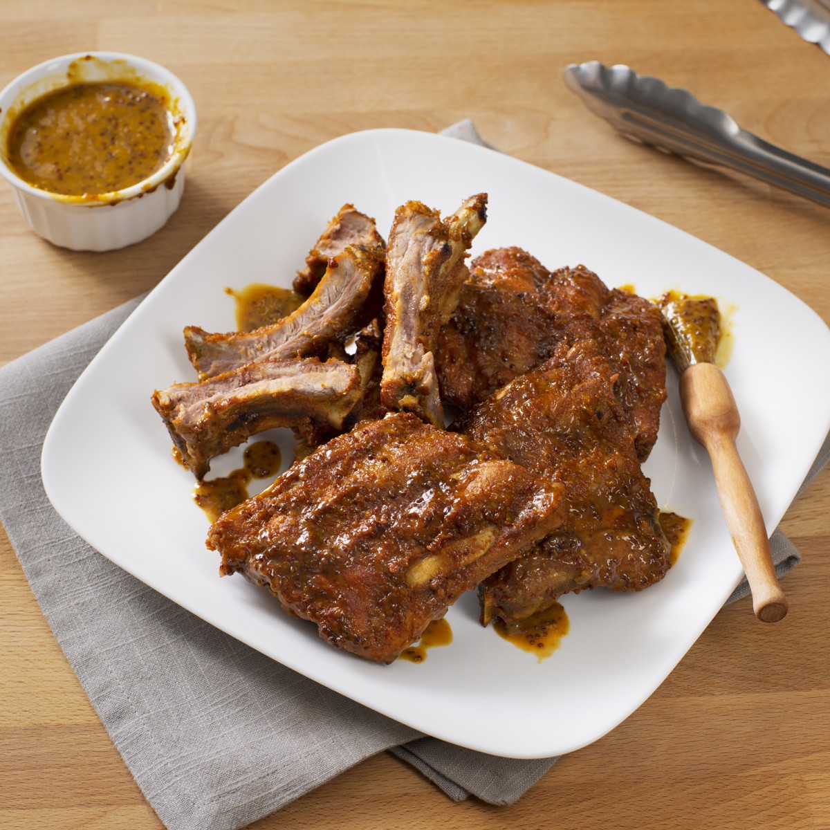 Duo Crisp + Air Fryer – South Carolina Ribs with Mustard Barbecue Sauce