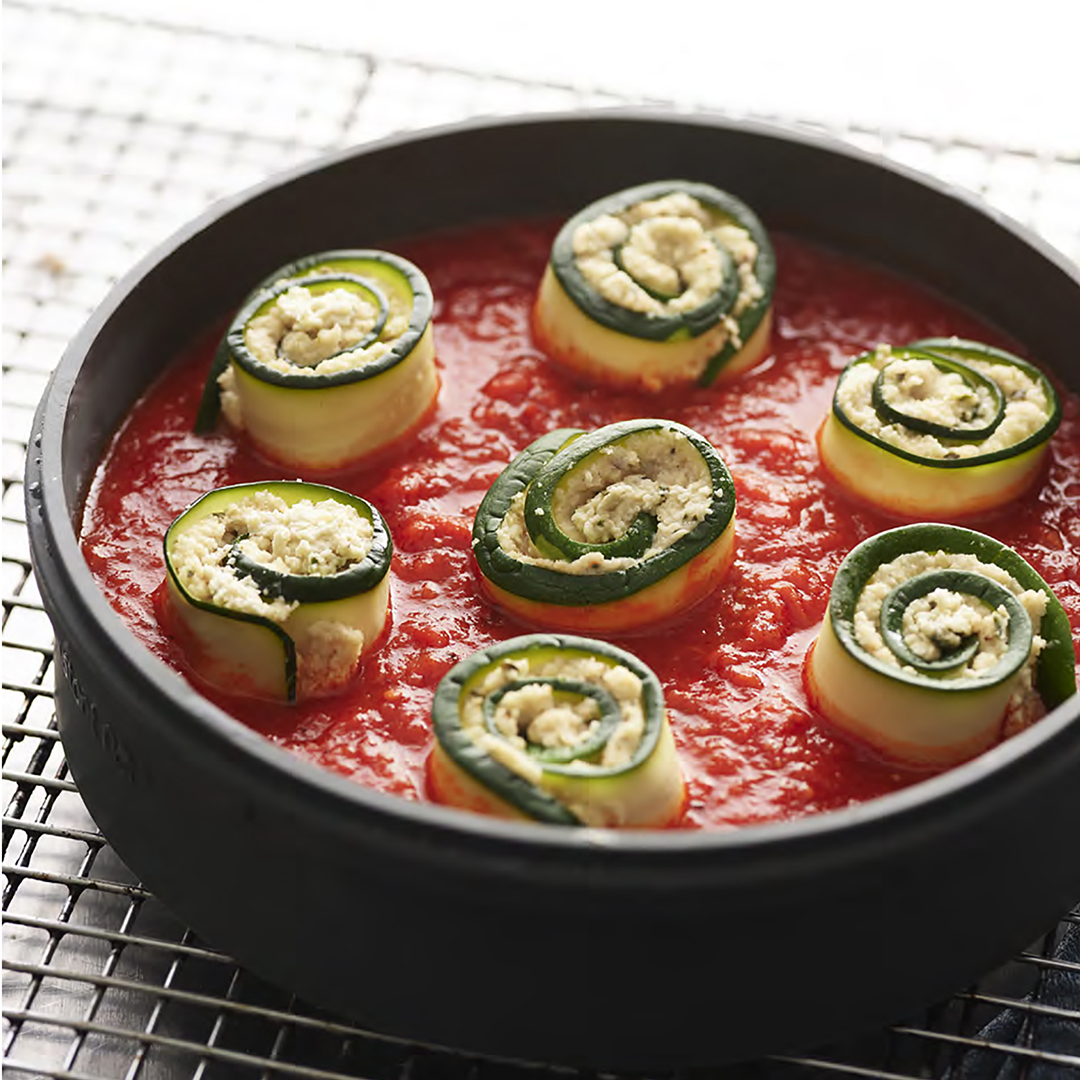 Vegan Zucchini Rolls With Cashew Cheese
