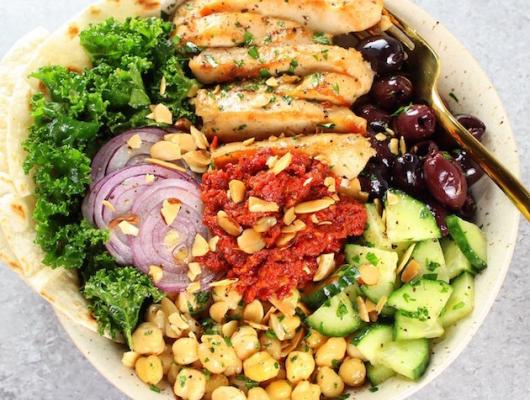 Chicken Kale Energy Bowl with Italian Sun-Dried Tomato Sauce