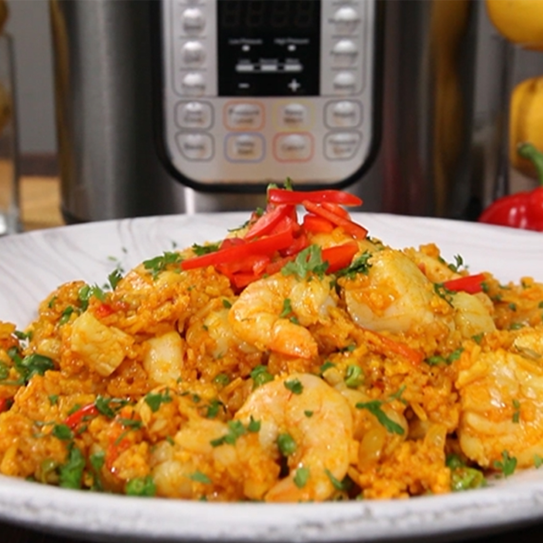 Shrimp and Scallop Paella Pronto