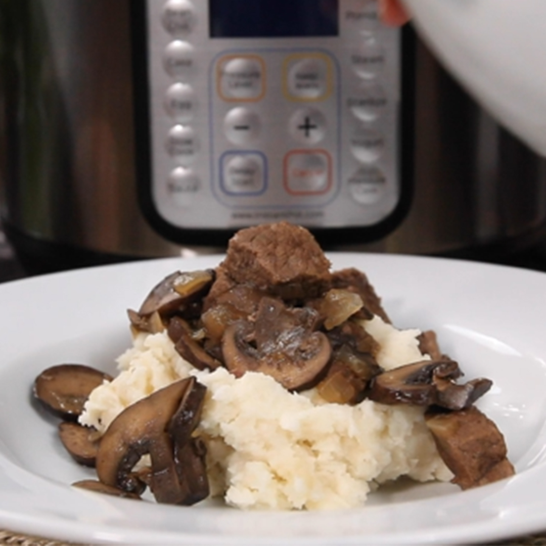 Beef Tips & Gravy