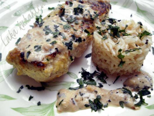 Cod fillets in a milky sauce