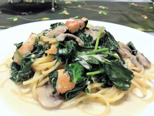 Creamy Chicken Pasta with Baby Spinach