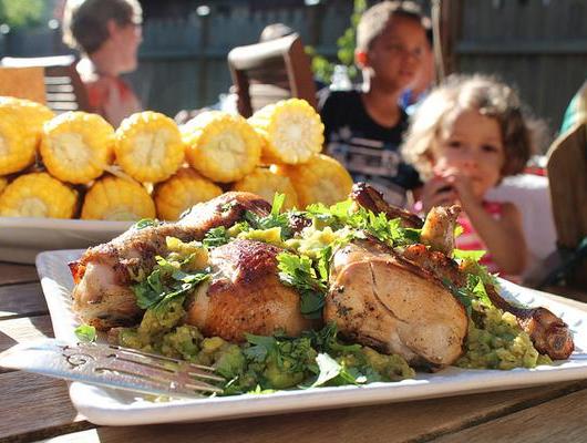 Grilled Chicken With Tomatillo-Avocado Sauce