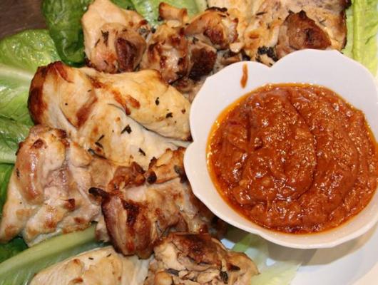Grilled Chicken with Sateay Sauce