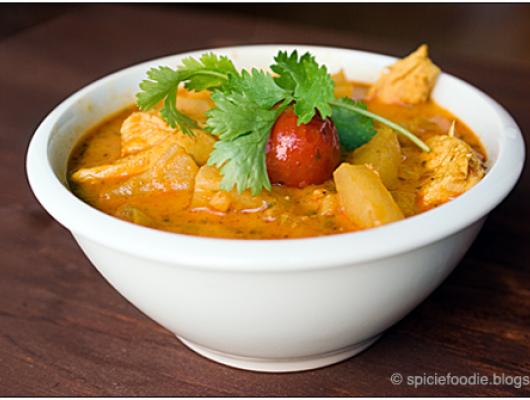 Luscious Thai Chicken Pineapple Curry