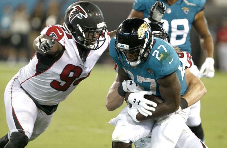 Buccaneers sign ex-Falcons DT Deadrin Senat