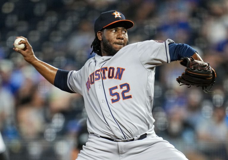 Astros DFA right-hander Pedro Baez