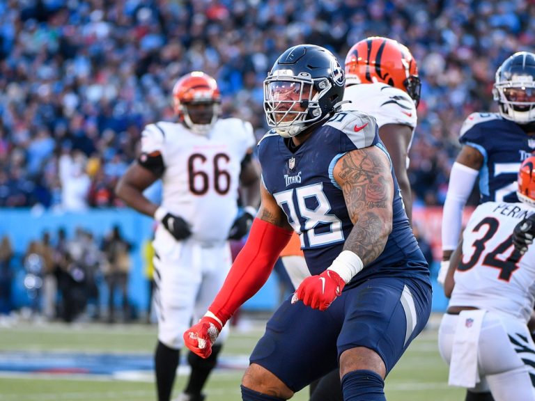Titans exercise fifth-year option on standout DT Jeffery Simmons