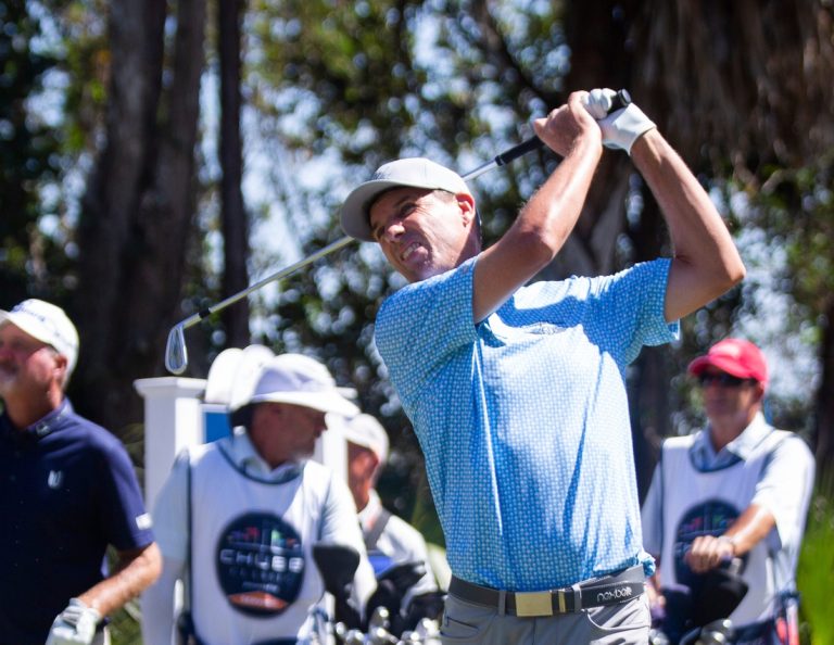 Steven Alker jumps into lead after 2nd round of ClubCorp Classic