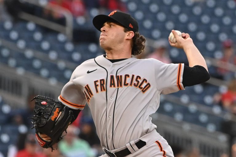 Giants go for 2-game sweep of crosstown rival A’s