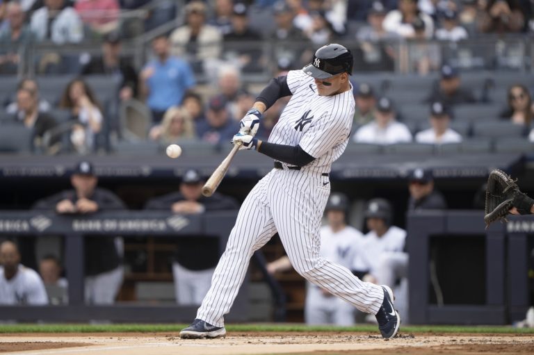 Gleyber Torres lifts Yankees over Guardians in ninth