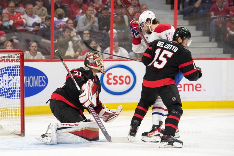 Mark Kastelic scores first career goals as Senators cruise past Canadiens
