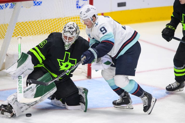 Stars rally past Kraken, snap 3-game skid