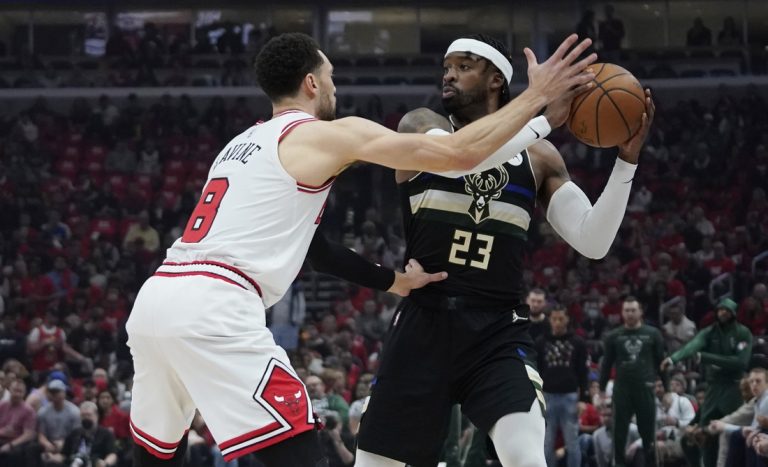 Grayson Allen, Giannis Antetokounmpo power Bucks past Bulls