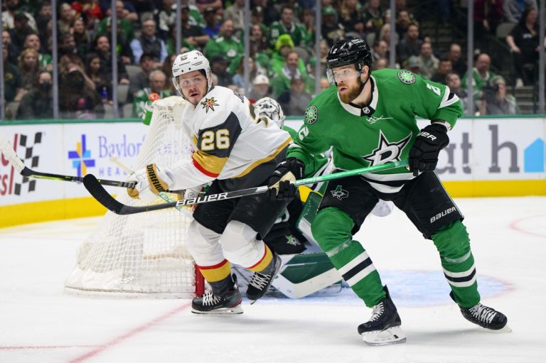 Stars edge Knights in shootout, move closer to playoff bid