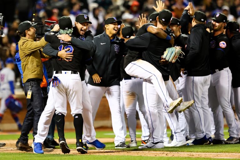 MLB roundup: Five Mets pitchers combine to no-hit Phils
