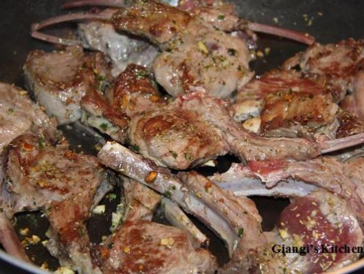 Lamb Chops with Parsley, Rosemary and Garlic