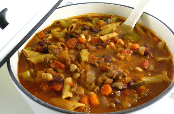 Make Olive Garden’s Delicious Pasta Fagioli At Home