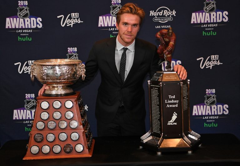 3-time winner Connor McDavid leads Ted Lindsay Award finalists