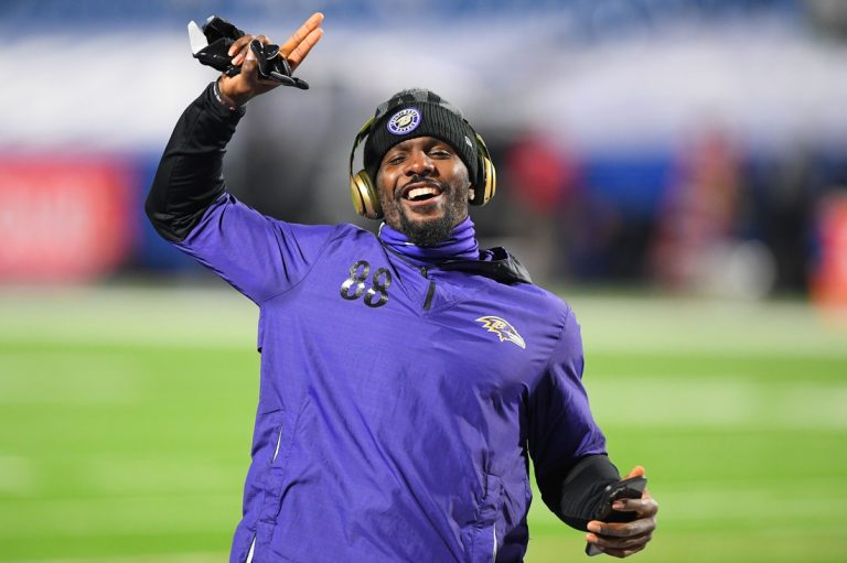 Dez Bryant sees potential fit with Cardinals
