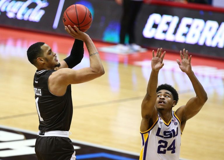 Alabama lands St. Bonaventure transfer Dominick Welch