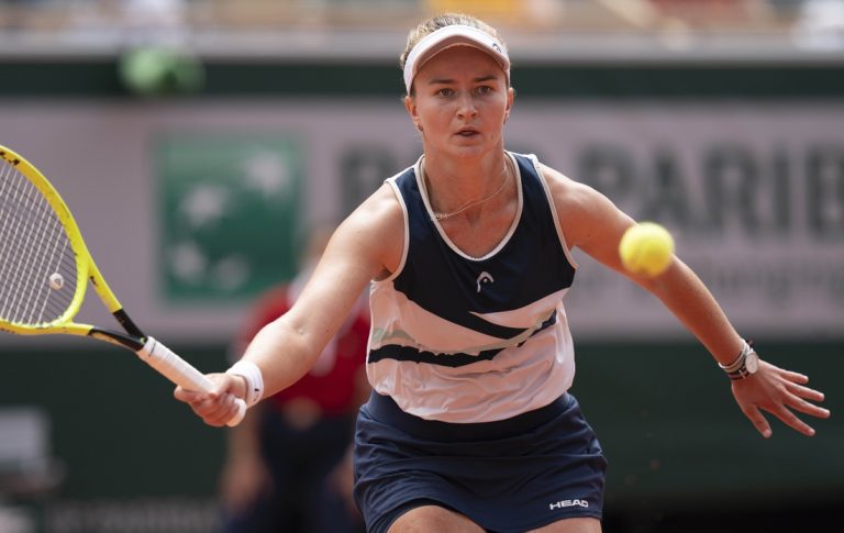 Iga Swiatek, defending champ Barbora Krejcikova draw top seeds at French Open