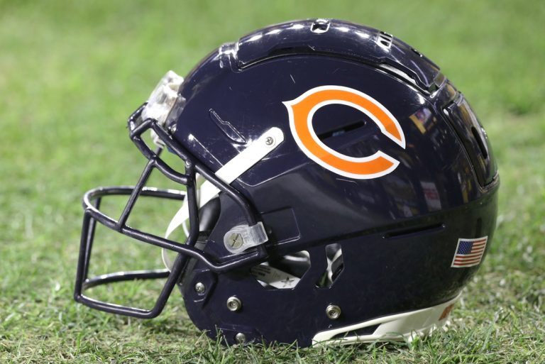Ex-Bears C Olin Kreutz fired after alleged assault