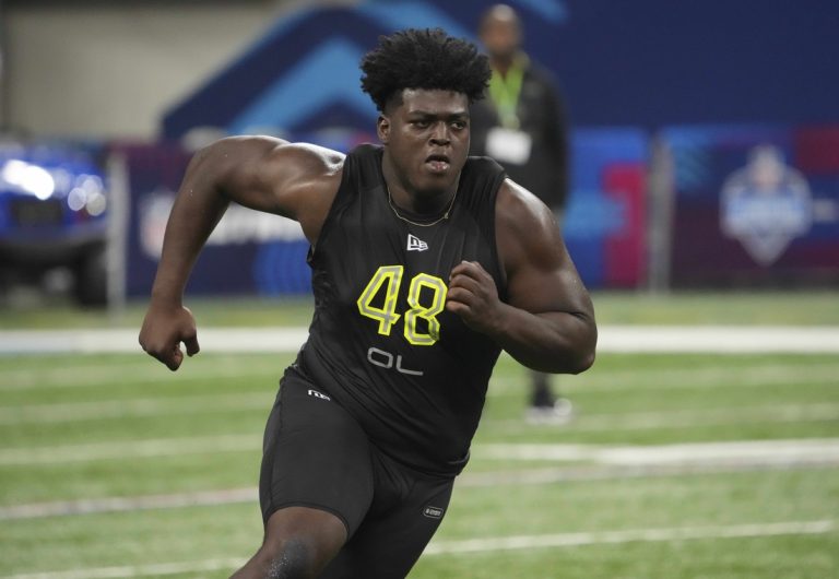 Reports: Cowboys sign first-rounder Tyler Smith to $13.38M deal