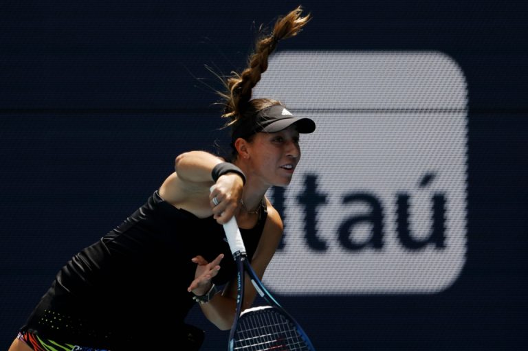 Ons Jabuer, Jessica Pegula advance to Madrid final