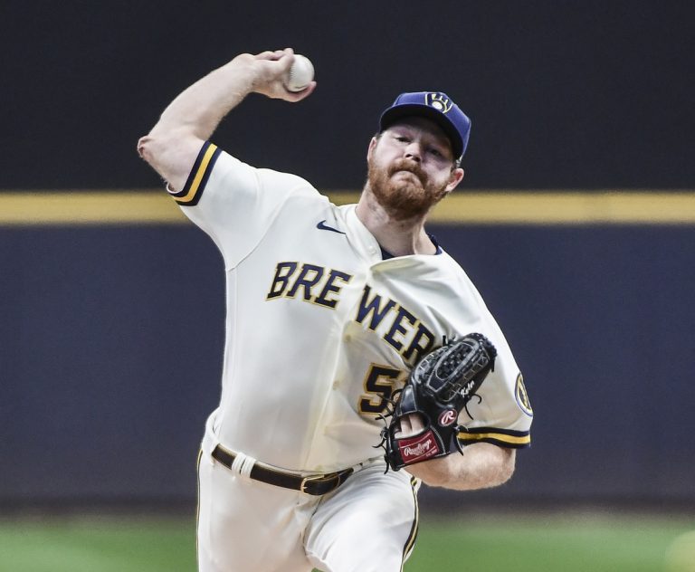Reeling Reds bring 3-19 record to Milwaukee