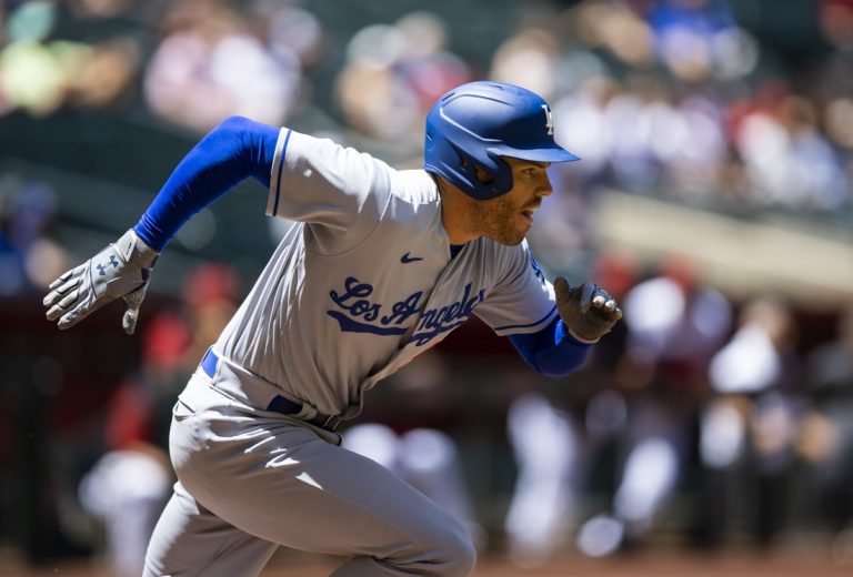 New faces join old rivalry as Giants visit Dodgers