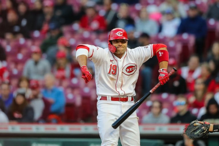 Reds place veteran Joey Votto on COVID-19 list