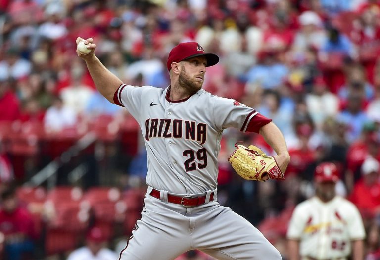 D-backs, Rockies in fine form entering weekend series