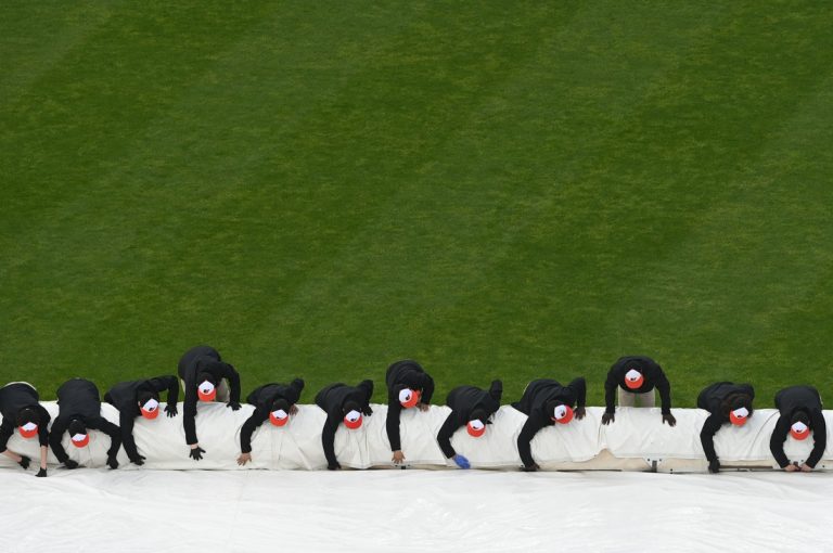 Royals-Orioles postponed to Monday due to rain