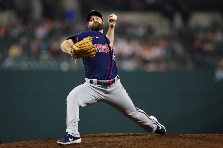 Twins place LHP Danny Coulombe on 15-day IL