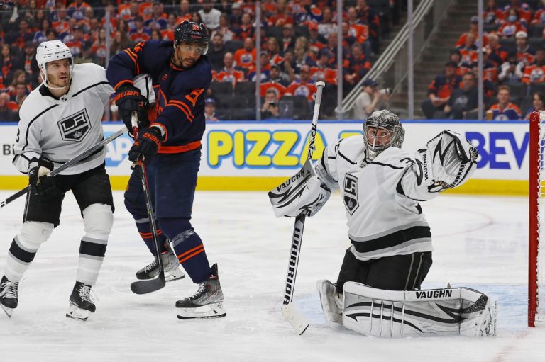 Despite Game 2 blowout loss, Kings nurse home-ice edge vs. Oilers