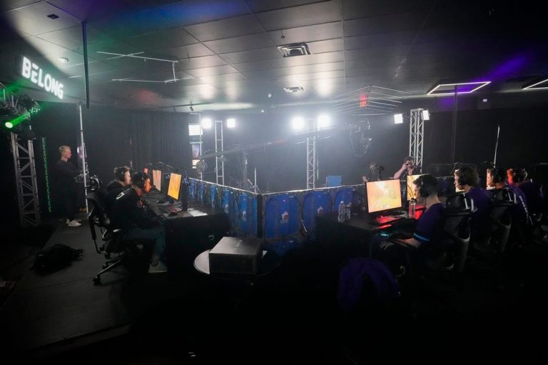 Virtus.pro bench buster, YEKINDAR