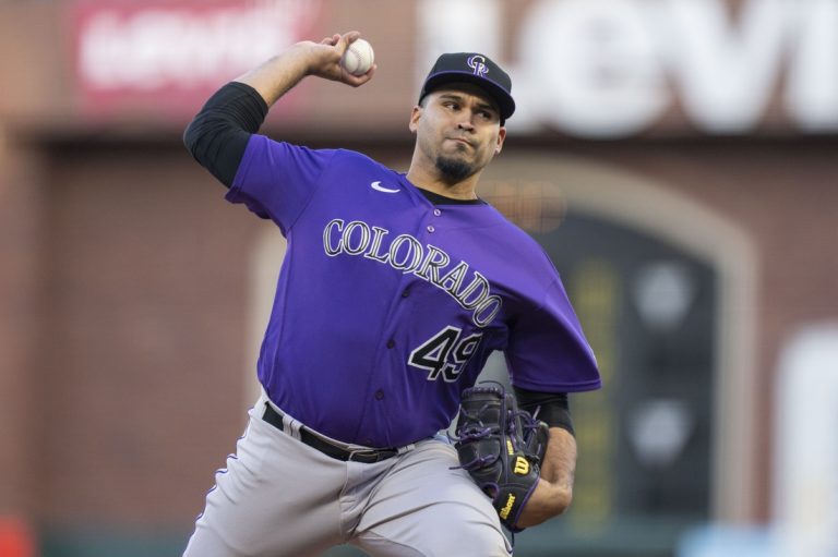 Rockies pitcher Antonio Senzatela leaves game with injury