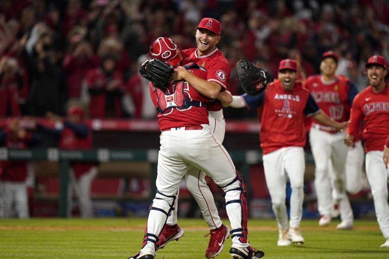 MLB Roundup: Angels rookie Reid Detmers no-hits Rays