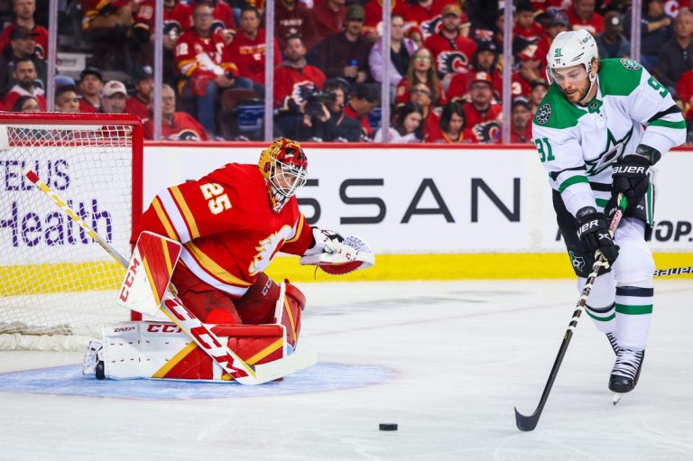 Flames overtake Stars behind third-period surge