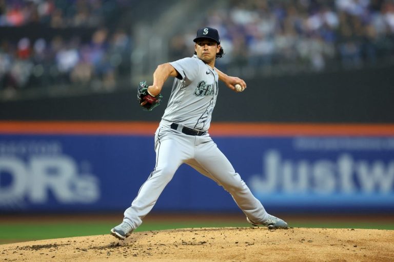 Crafty southpaw takes on rookie in Mariners-A’s opener