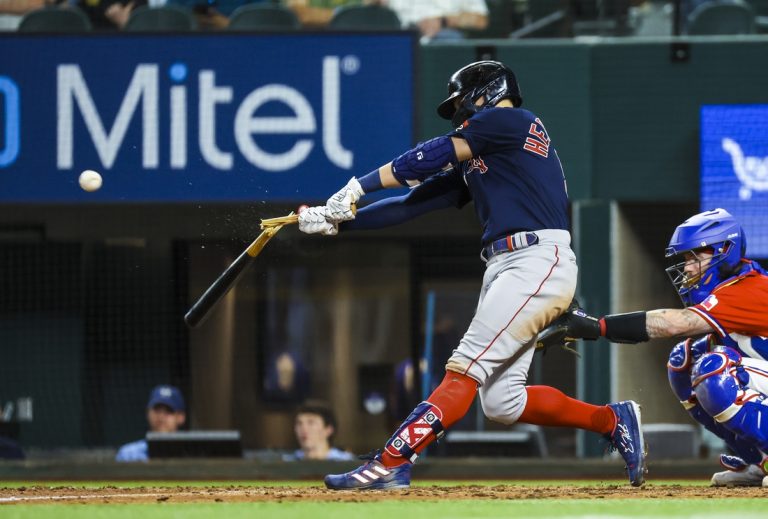 Red Sox aim to keep bats alive against Rangers