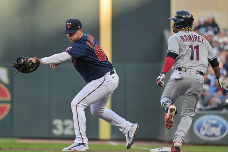 Guardians edge Twins with two runs in 10th inning