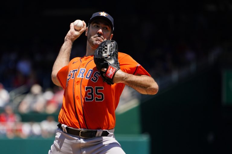 Four home runs, sharp pitching power Astros over Nationals